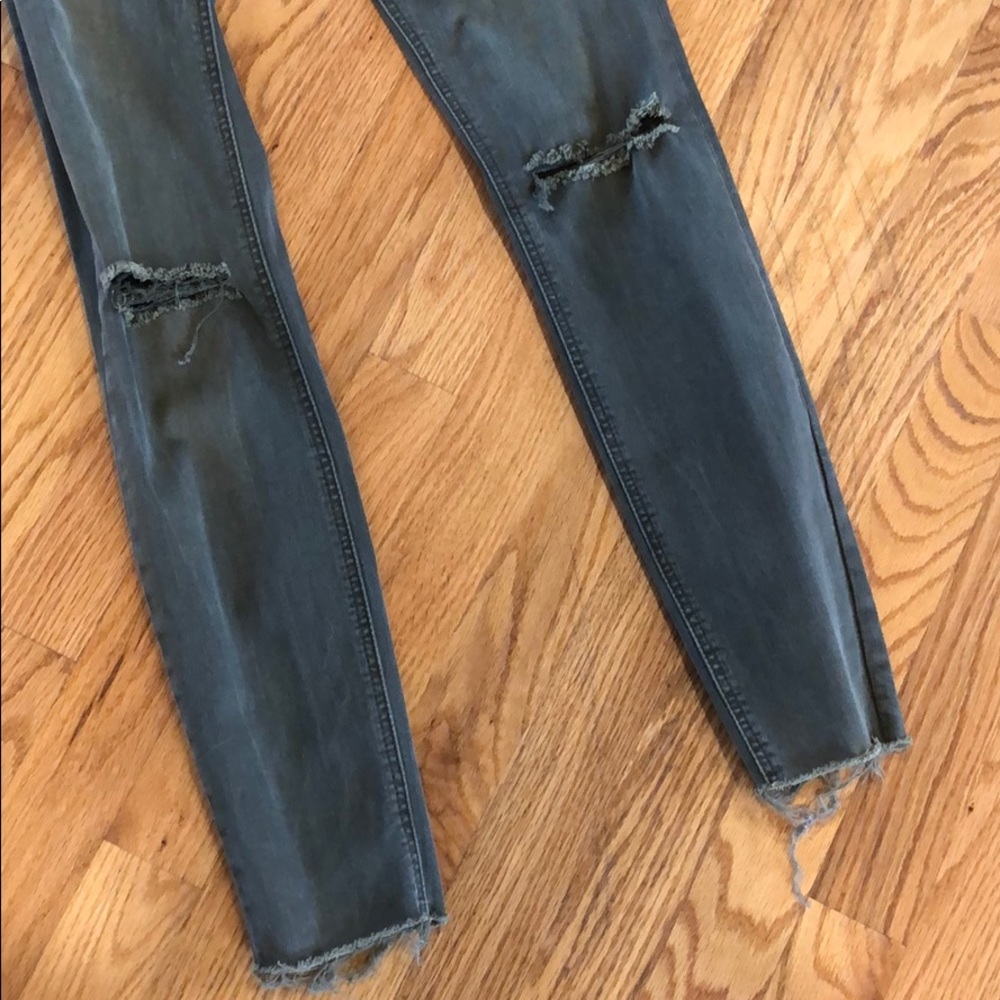 Jeans - Picture 3 of 4